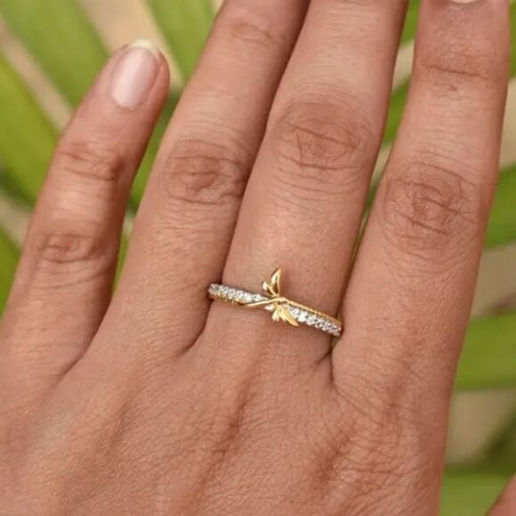 Stunning golden diamond dragonfly ring sz 5 - Picture 5 of 5